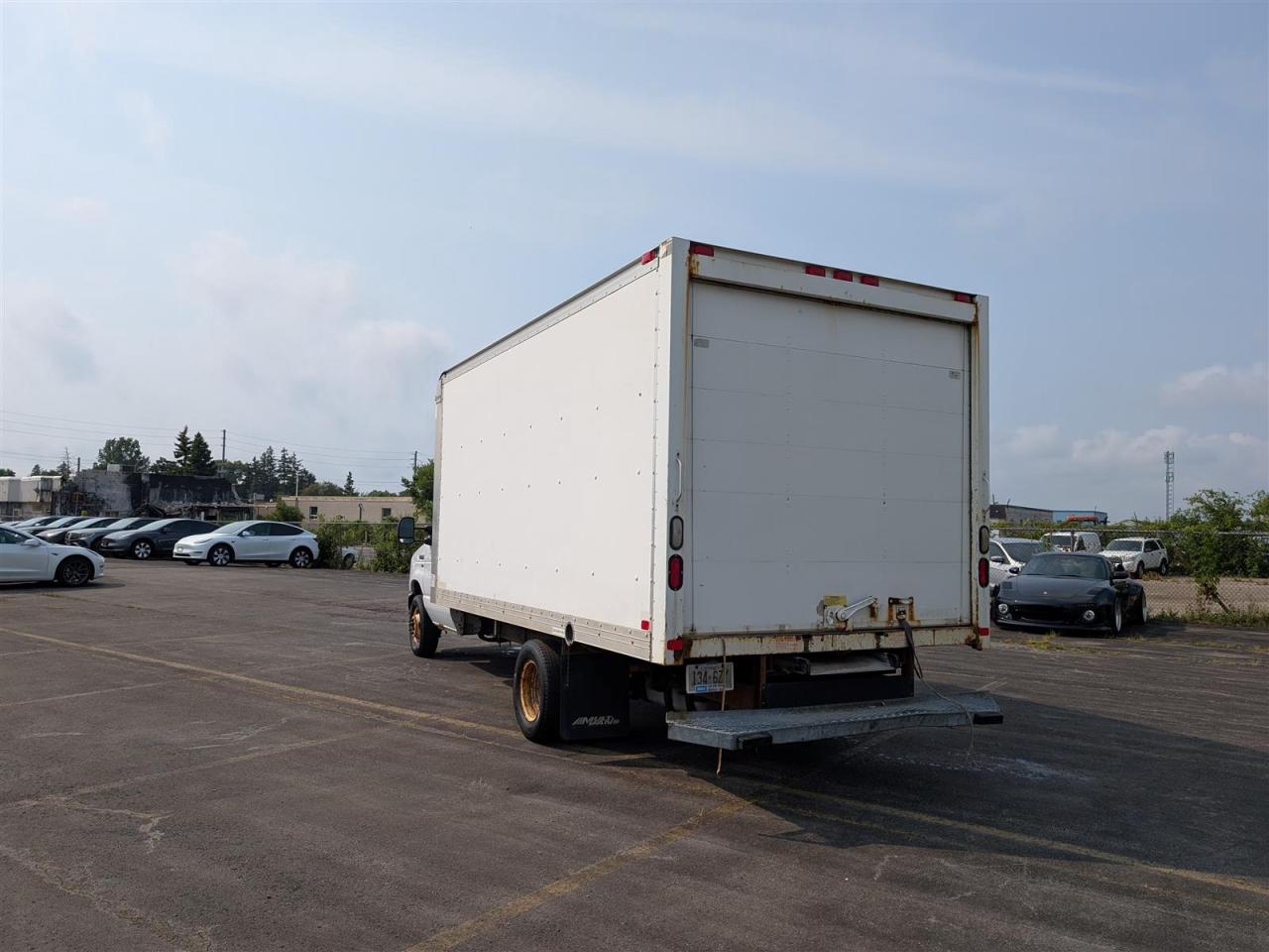 2014 Ford E450 16 FT CARGO - RAMP - LEATHER Photo2