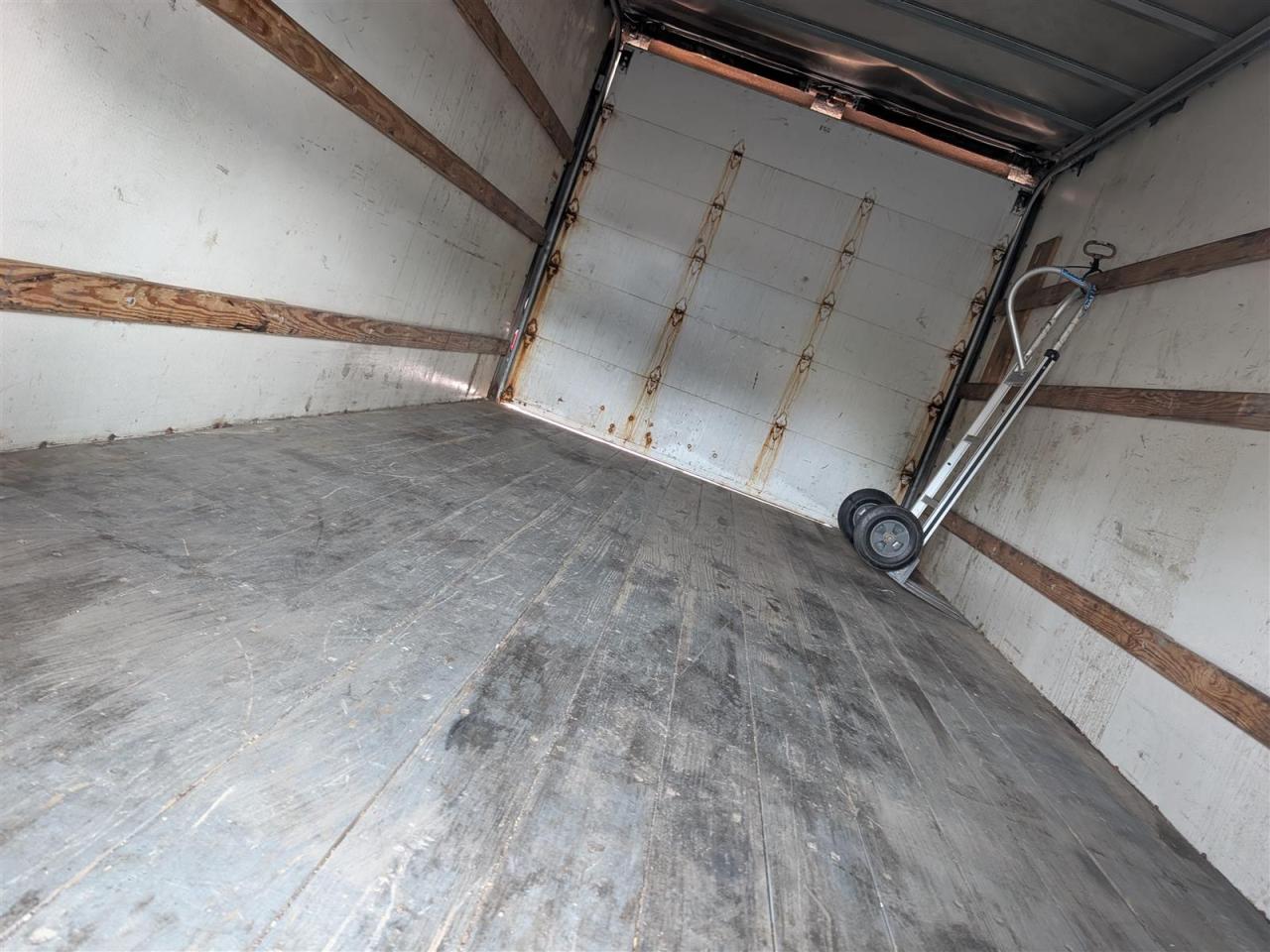 2014 Ford E450 16 FT CARGO - RAMP - LEATHER