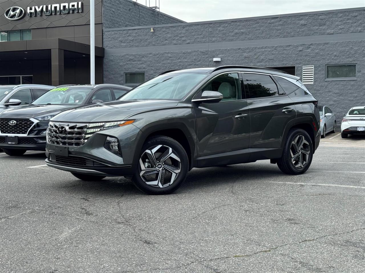 Used 2023 Hyundai Tucson Hybrid Luxury for sale in Surrey, BC