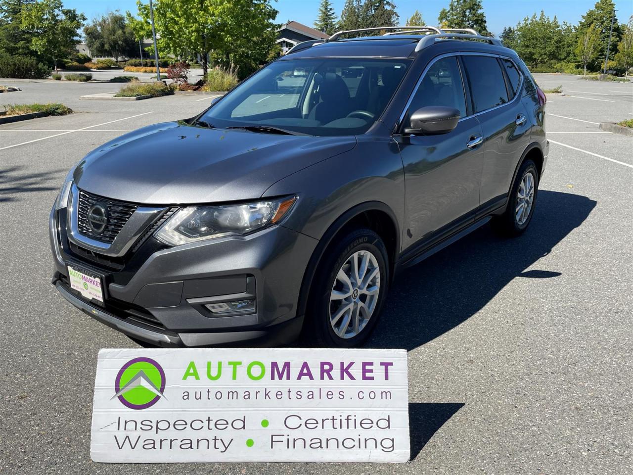 Used 2018 Nissan Rogue SV AWD SUNROOF LOADED FINANCING WARRANTY INSPECTED W/BCAA MBSHP! for sale in Surrey, BC
