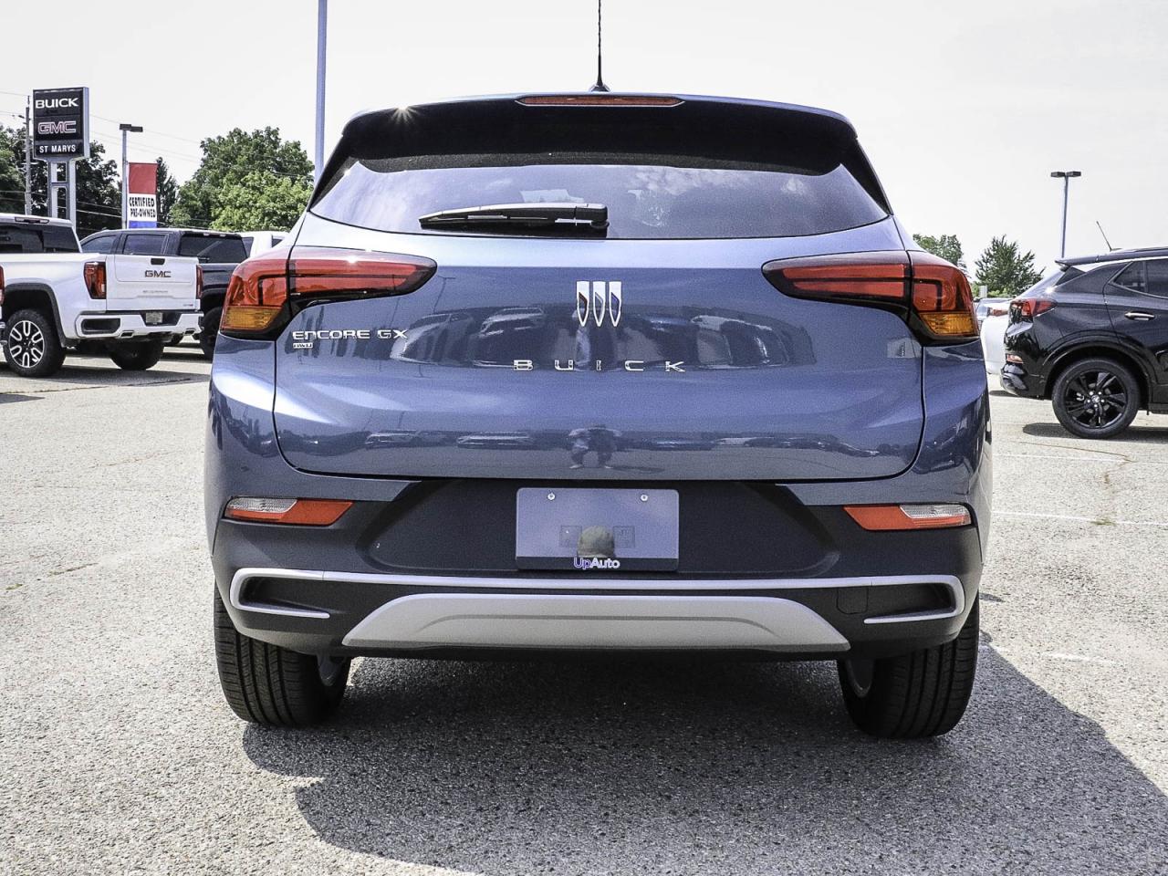 2026 Buick Encore GX Preferred Photo3