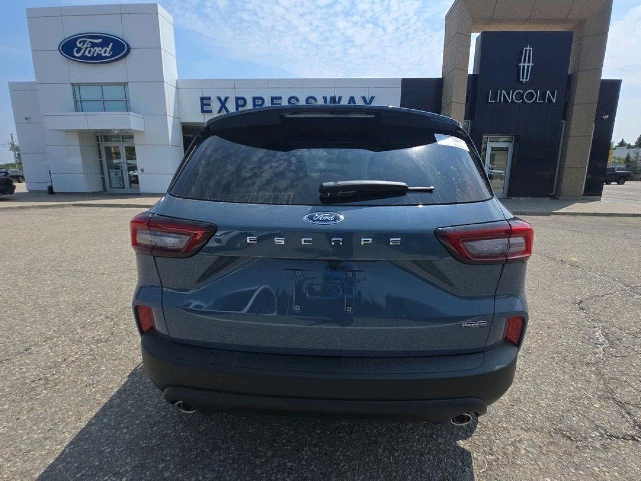 2025 Ford Escape ST-Line Photo4