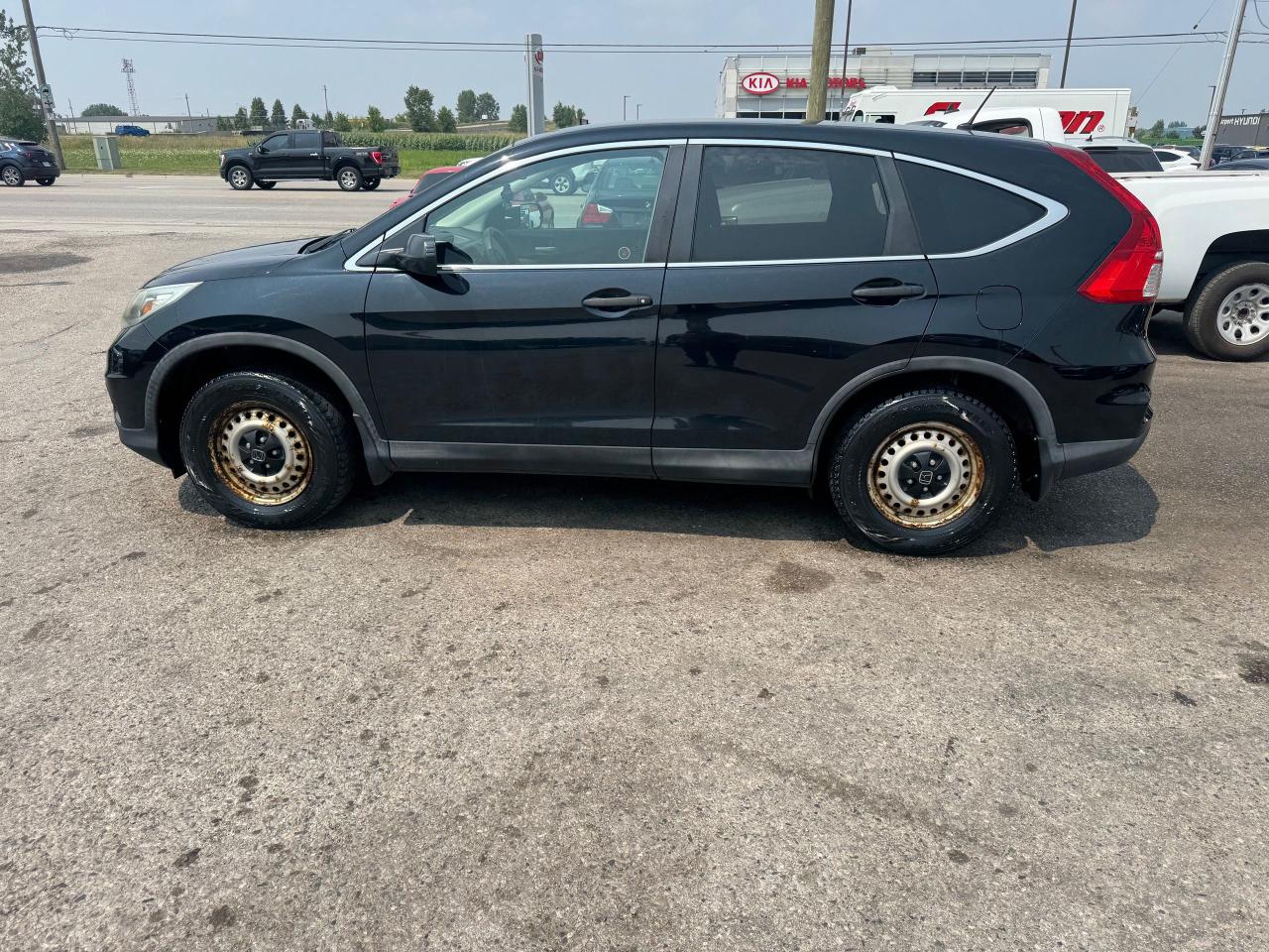2015 Honda CR-V LX. 4 CYLINDER, ONLY 176KMS, AUTO, CERTIFIED - Photo #2