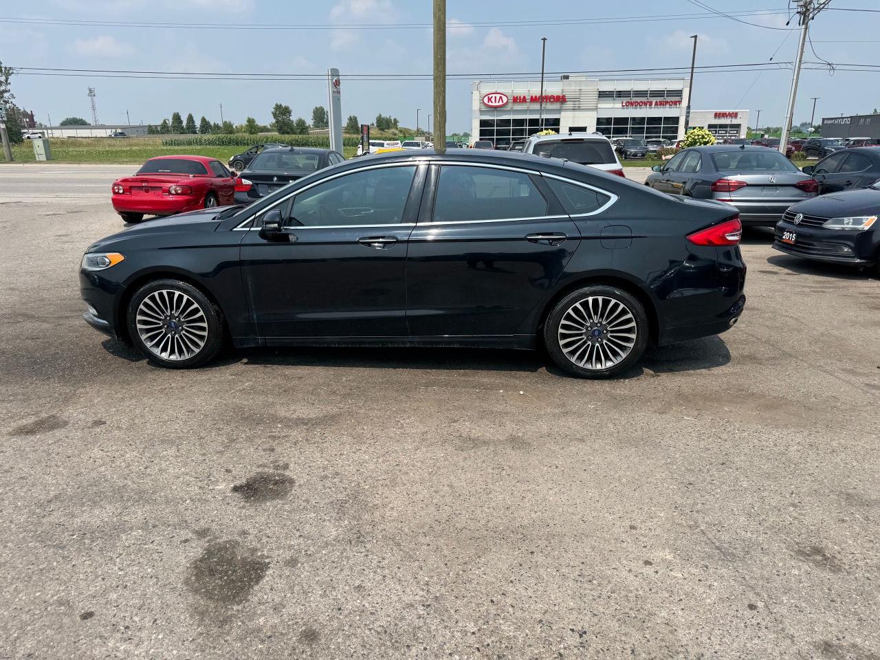 2017 Ford Fusion SE, LEATHER, SUNROOF, ALLOYS, 4 CYL, LOADED, CERT - Photo #2