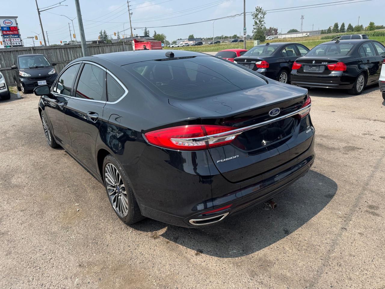 2017 Ford Fusion SE, LEATHER, SUNROOF, ALLOYS, 4 CYL, LOADED, CERT - Photo #3
