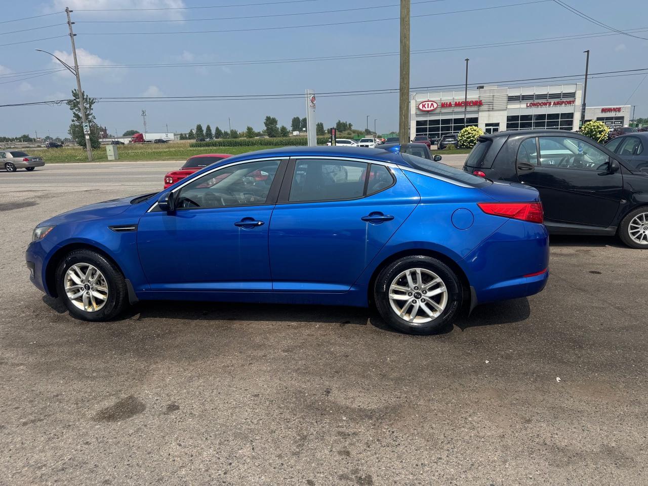 2011 Kia Optima LX, SEDAN, MANUAL, ALLOYS, CERTIFIED - Photo #2