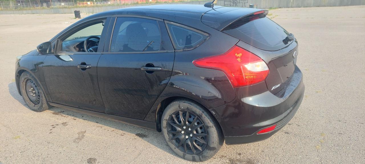 2014 Ford Focus SE - Photo #5