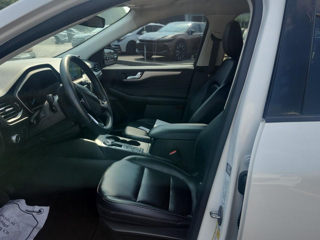 2021 Ford Escape SEL Photo