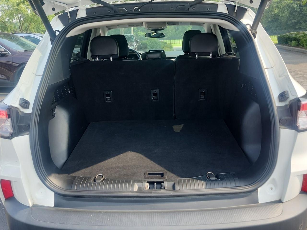 2021 Ford Escape SEL Photo