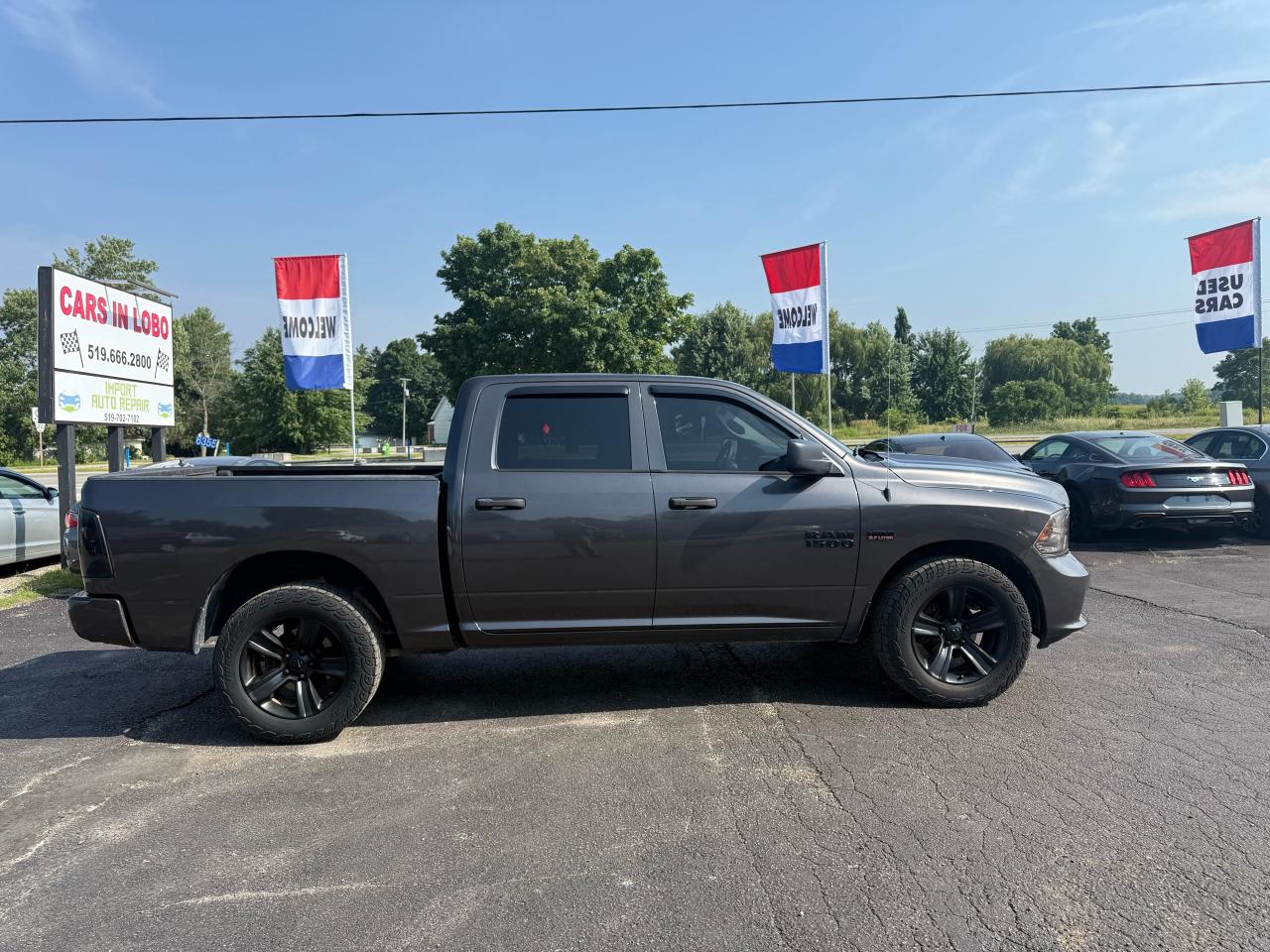 2018 RAM 1500 CREWCAB 4X4 5.7L HEMI Photo3