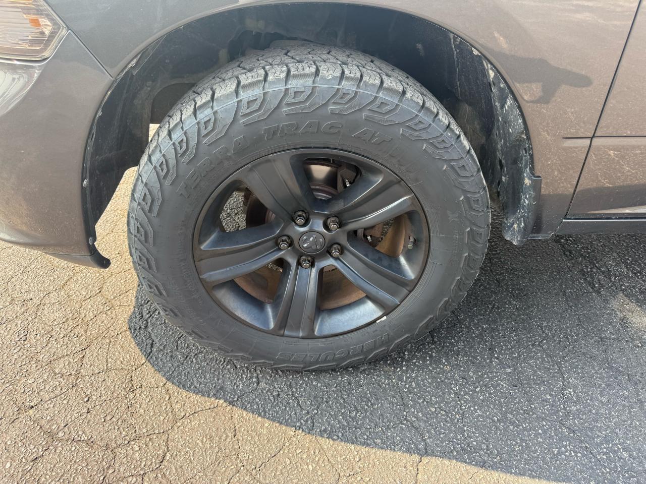 2018 RAM 1500 CREWCAB 4X4 5.7L HEMI Photo9