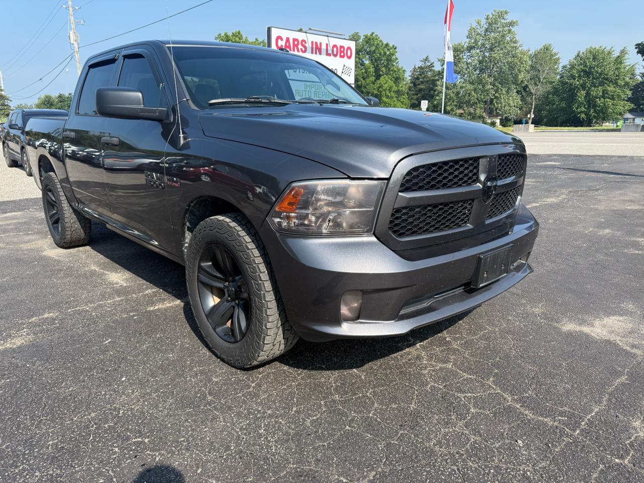 Used 2018 RAM 1500 CREWCAB 4X4 5.7L HEMI for sale in Komoka, ON