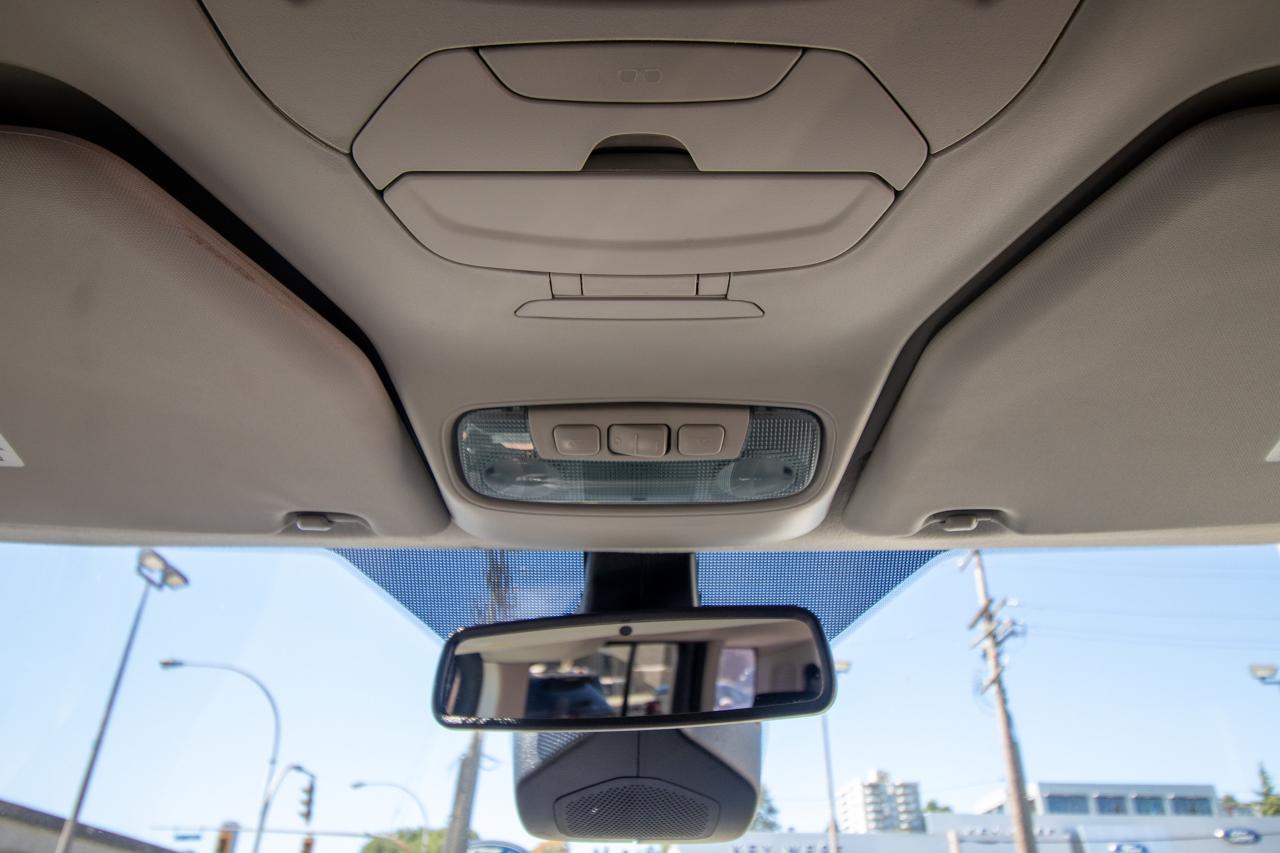 2020 Ford Transit Connect XLT w/Dual Sliding Doors & Rear Liftgate Photo5