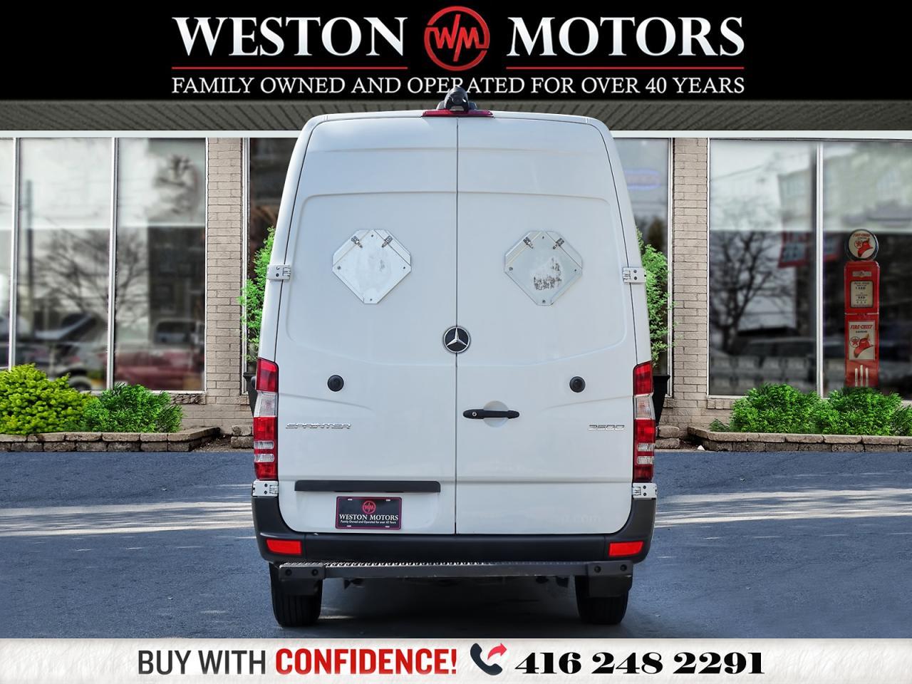 2017 Mercedes-Benz Sprinter HIGHROOF*DIESEL*PWR GROUP*REVCAM*NAVI*SHELVING Photo4