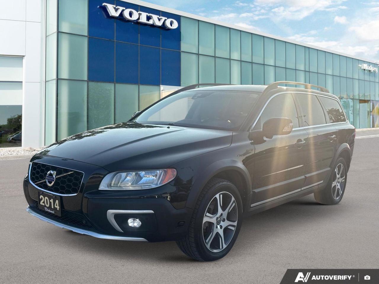 Used 2014 Volvo XC70 T6 Platinum Local Vehicle for sale in Winnipeg, MB