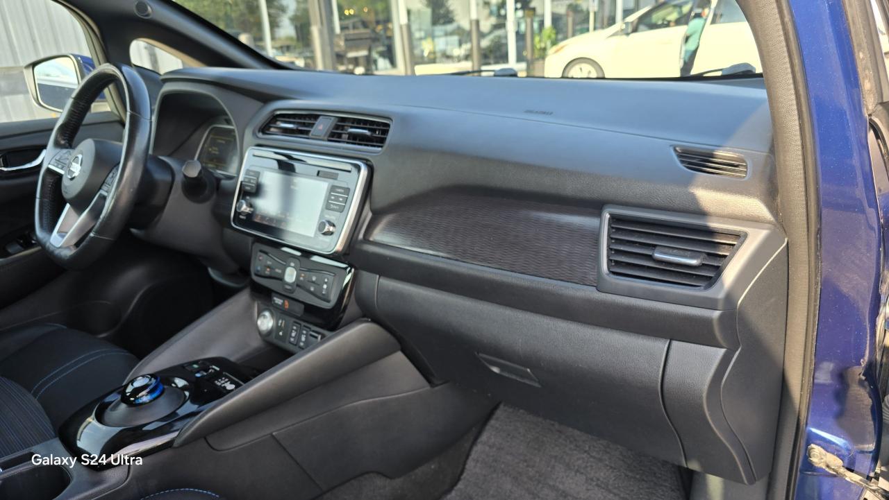 2018 Nissan Leaf SV - Photo #14