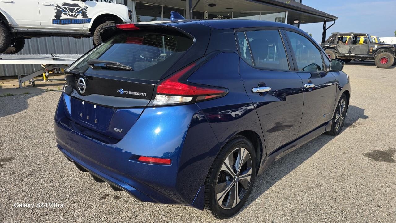 2018 Nissan Leaf SV - Photo #5