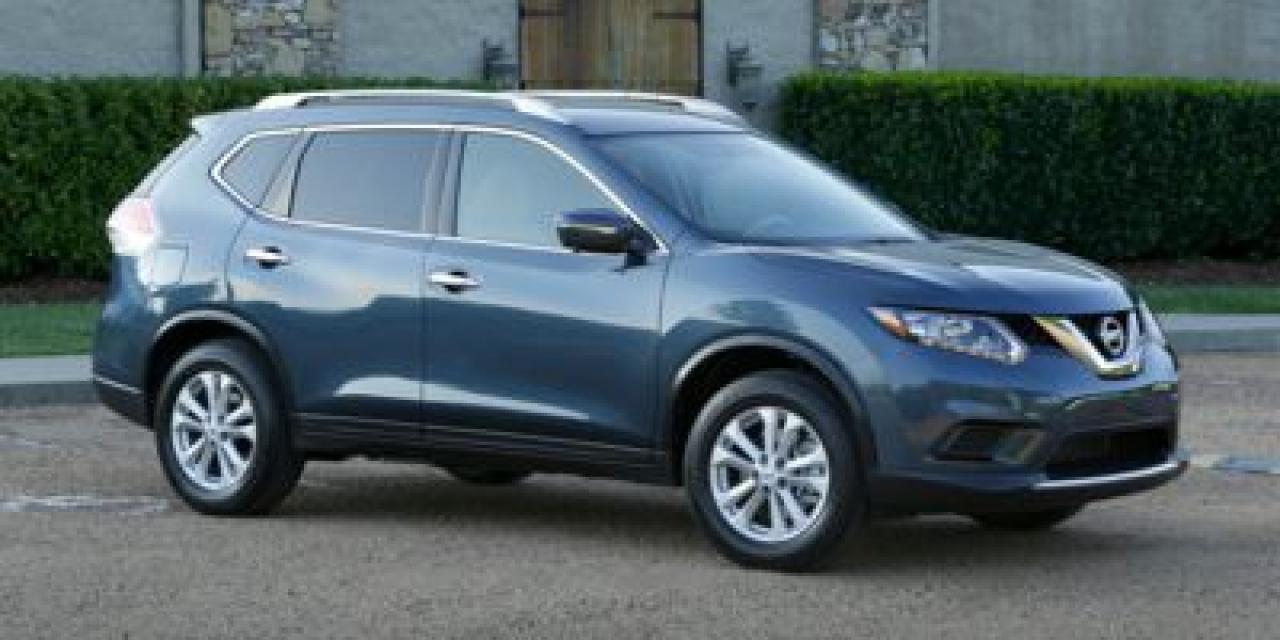 Used 2016 Nissan Rogue SV AWD for sale in Toronto, ON
