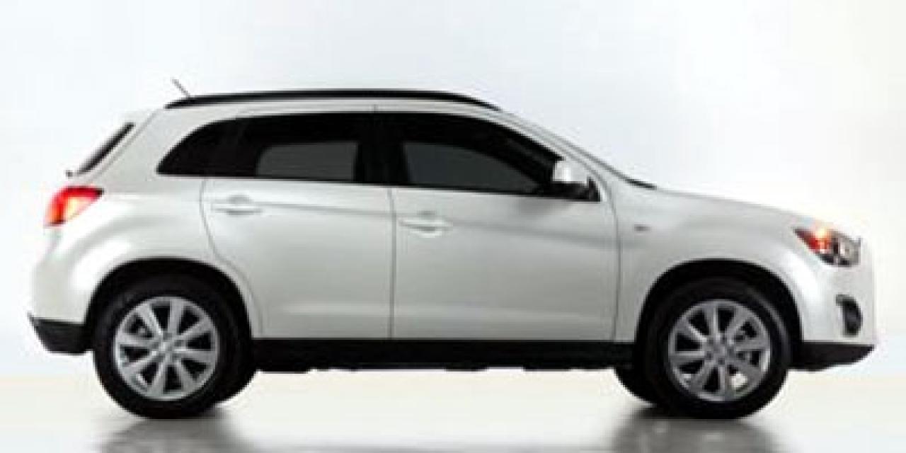 Used 2013 Mitsubishi RVR SE AWD for sale in Toronto, ON