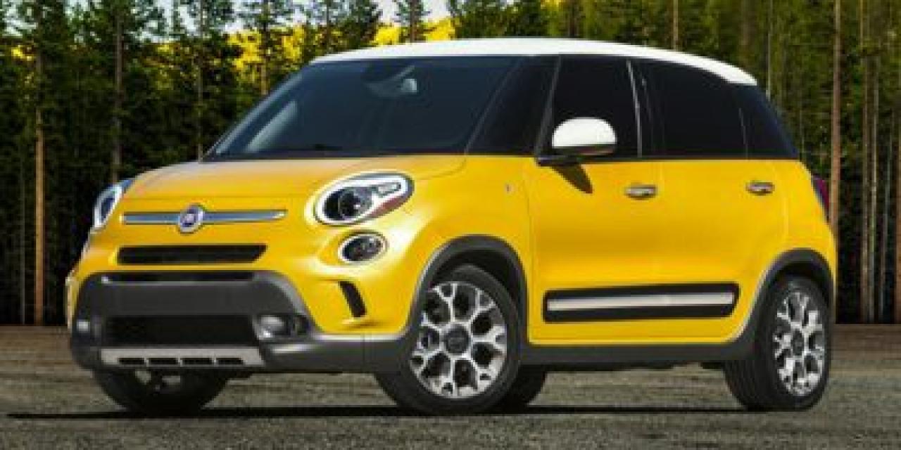Used 2014 Fiat 500 L Trekking for sale in Toronto, ON