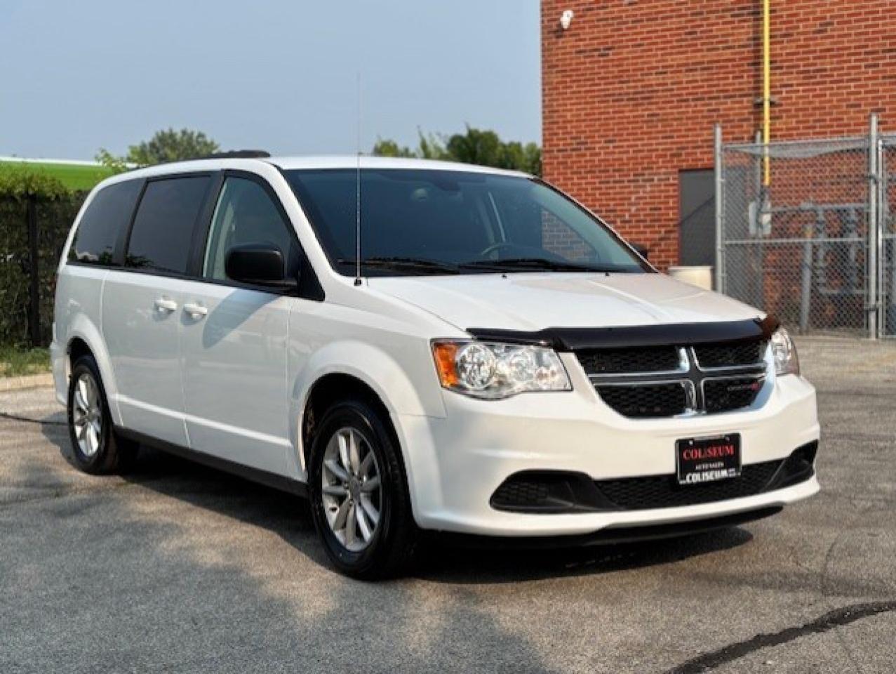 2020 Dodge Grand Caravan SXT **ONLY 46,000KM** BACK UP CAMERA-CERTIFIED! Photo