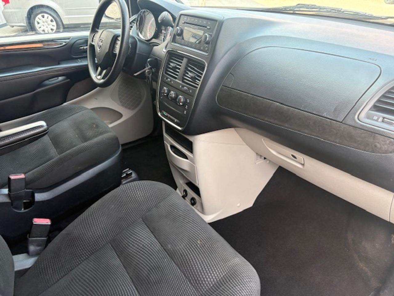 2020 Dodge Grand Caravan SXT **ONLY 46,000KM** BACK UP CAMERA-CERTIFIED! Photo