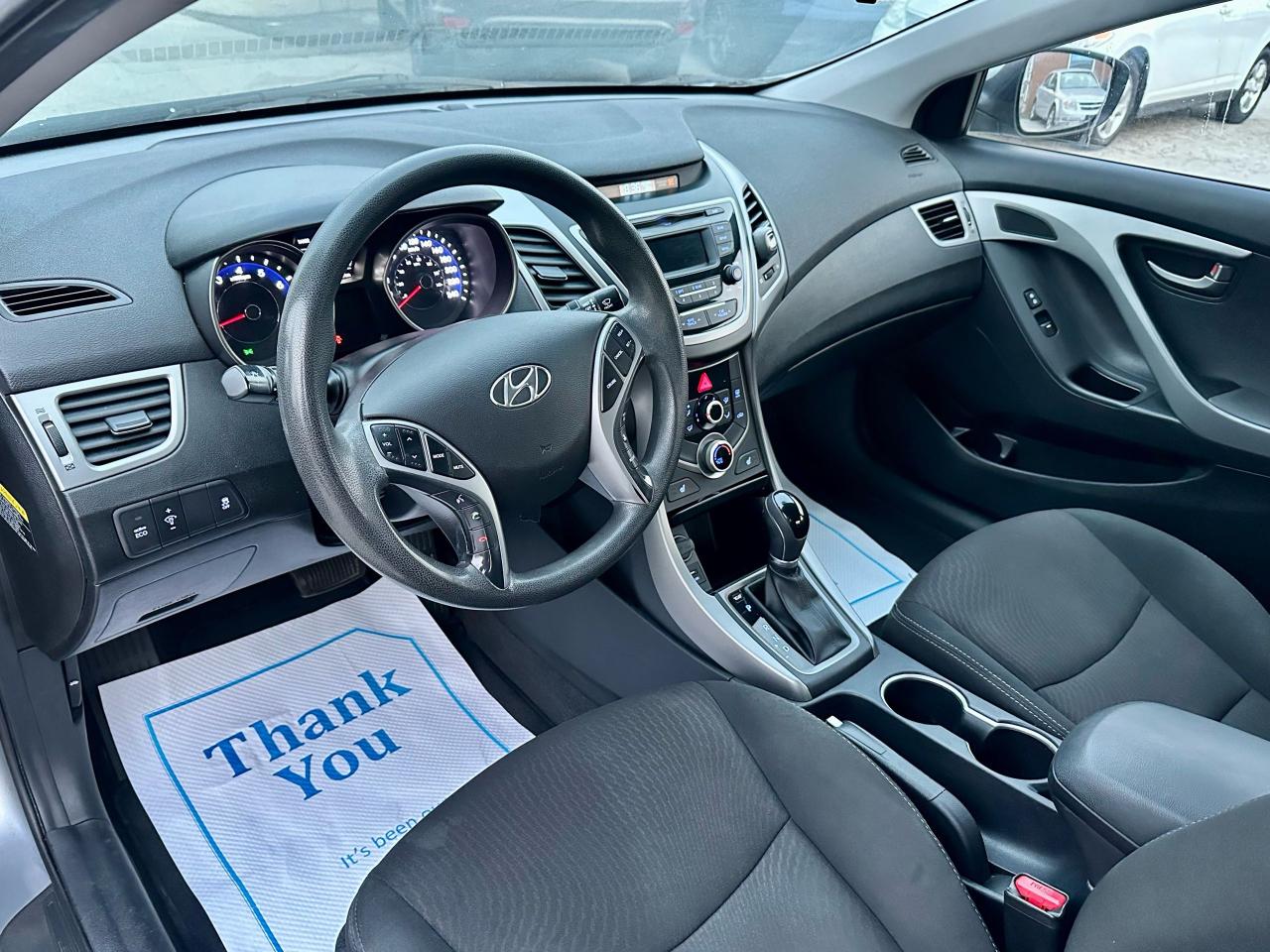 2016 Hyundai Elantra GL - Photo #9