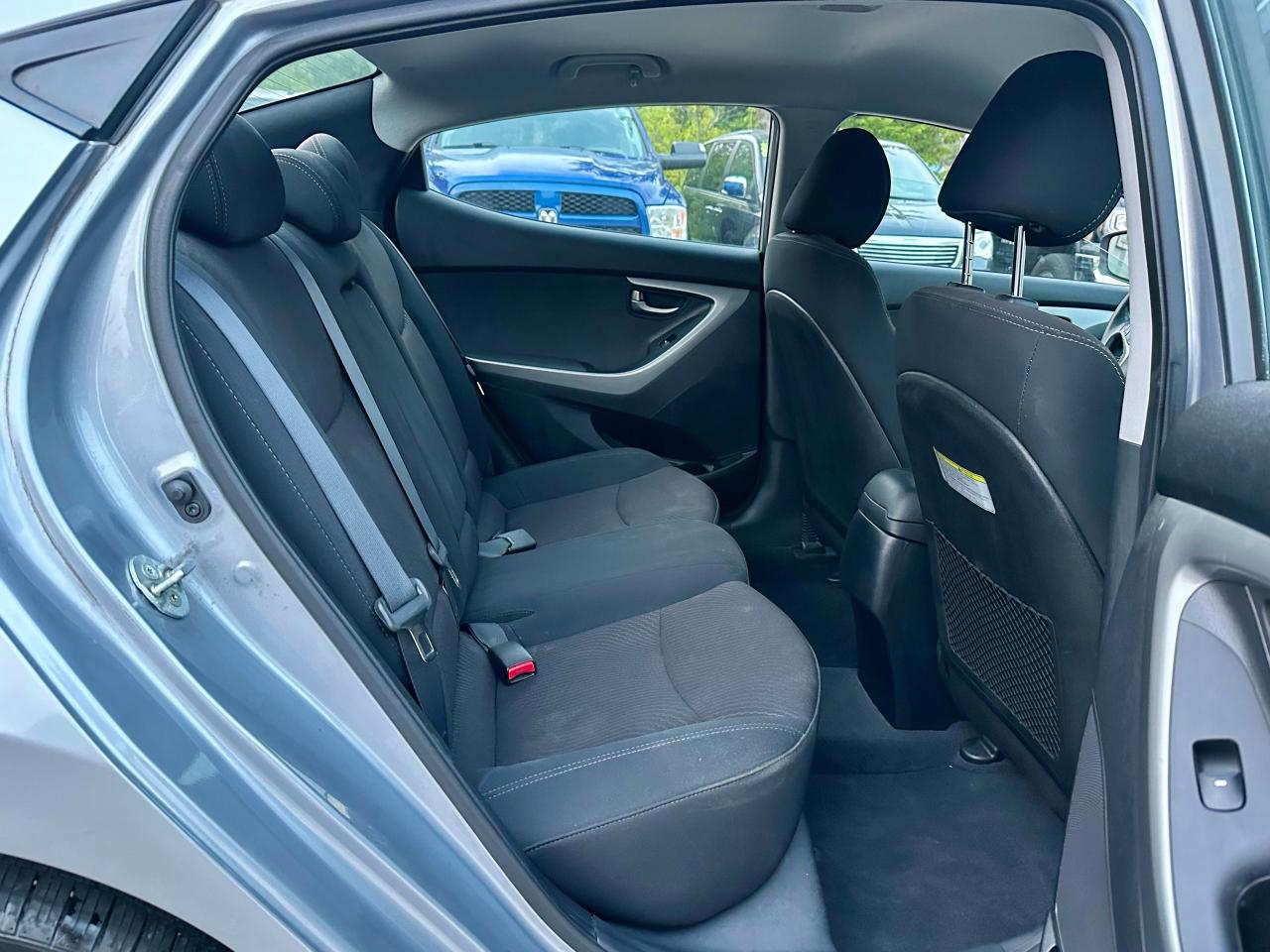 2016 Hyundai Elantra GL - Photo #11