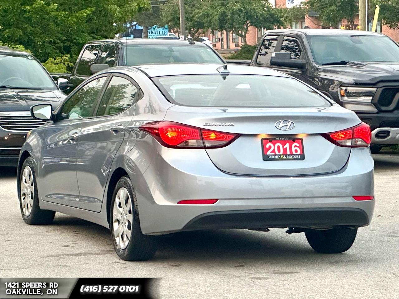 2016 Hyundai Elantra GL Photo3