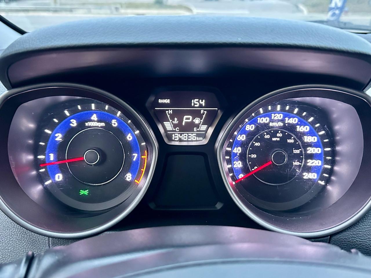 2016 Hyundai Elantra GL - Photo #17