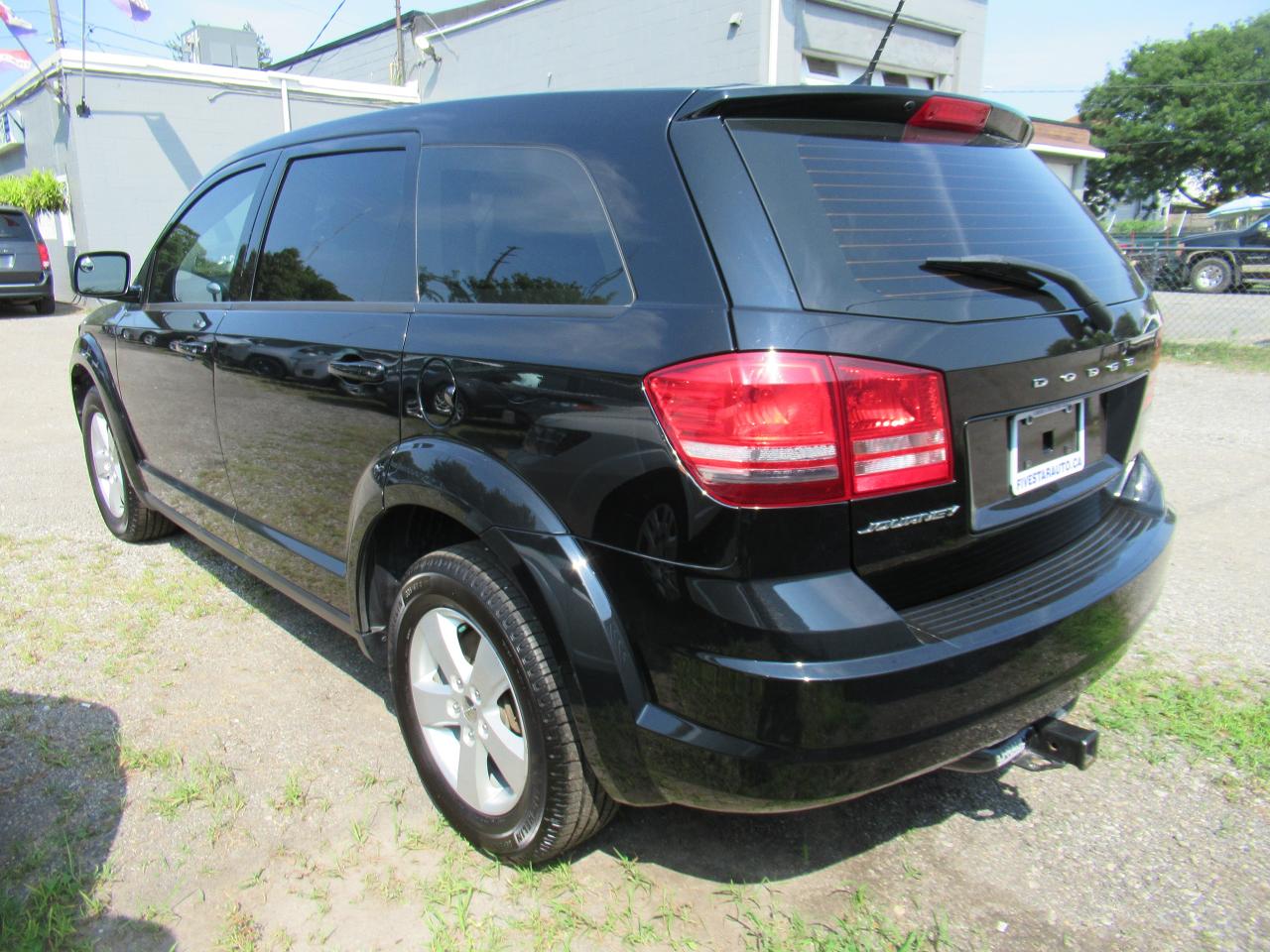 2016 Dodge Journey Canada Value Pkg Photo3