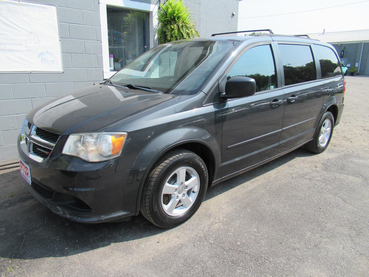 Used 2012 Dodge Grand Caravan SXT for sale in Brantford, ON