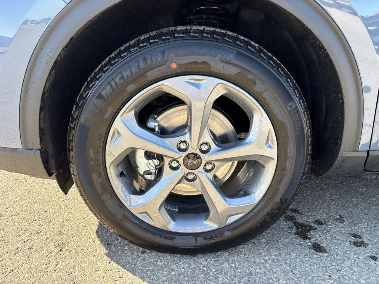 2025 Ford Escape ST-Line 300A Photo2