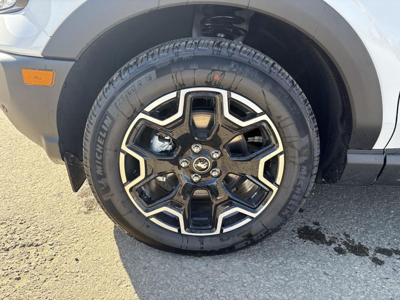 2025 Ford Bronco Sport Outer Banks 300A Photo2