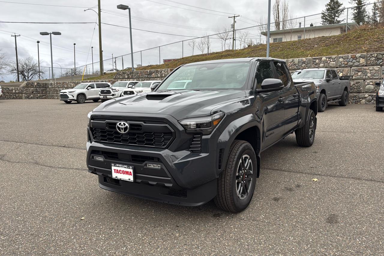 2025 Toyota Tacoma Double Cab AT TRD SPORT + Photo