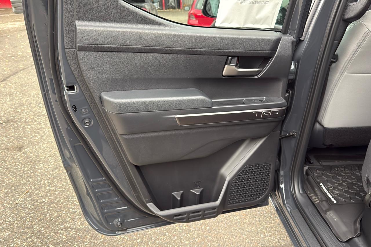 2025 Toyota Tacoma Double Cab AT TRD SPORT + Photo