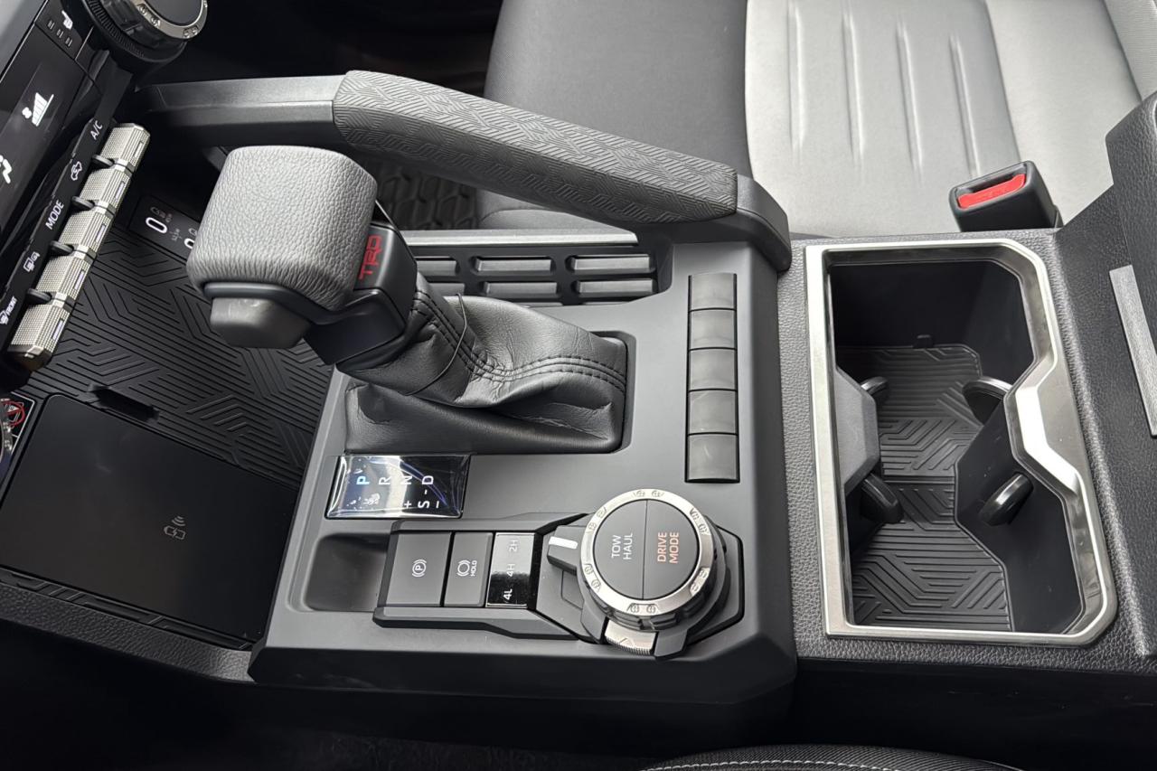 2025 Toyota Tacoma Double Cab AT TRD SPORT + Photo