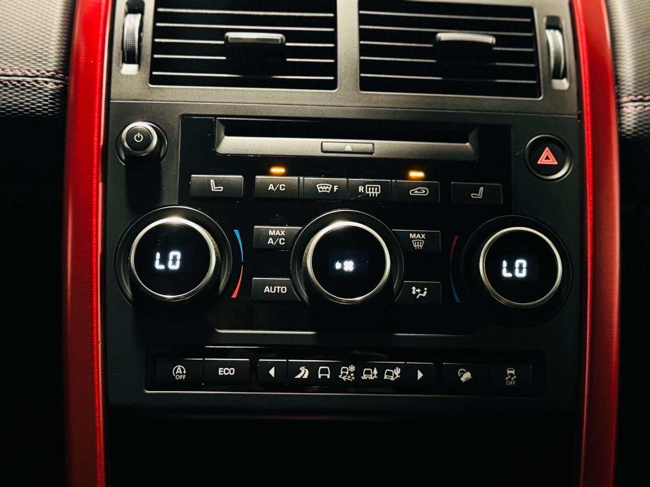 2018 Land Rover Discovery Sport HSE LUXURY - Photo #13