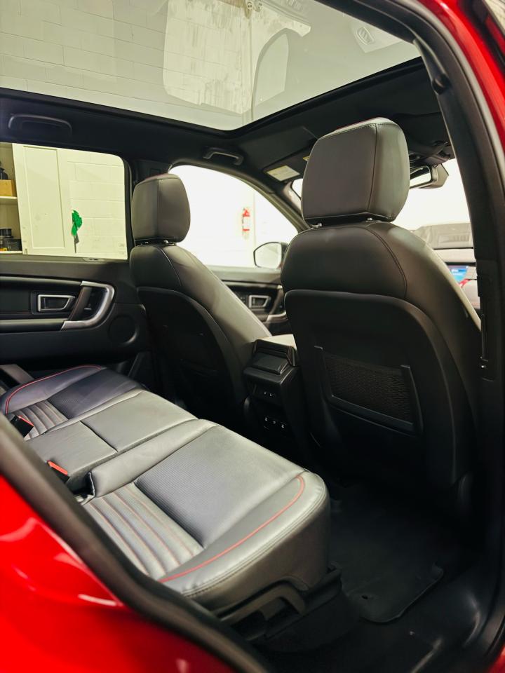 2018 Land Rover Discovery Sport HSE LUXURY - Photo #18