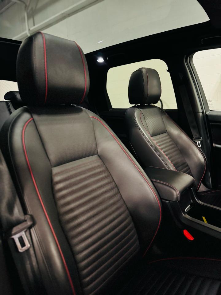 2018 Land Rover Discovery Sport HSE LUXURY - Photo #21