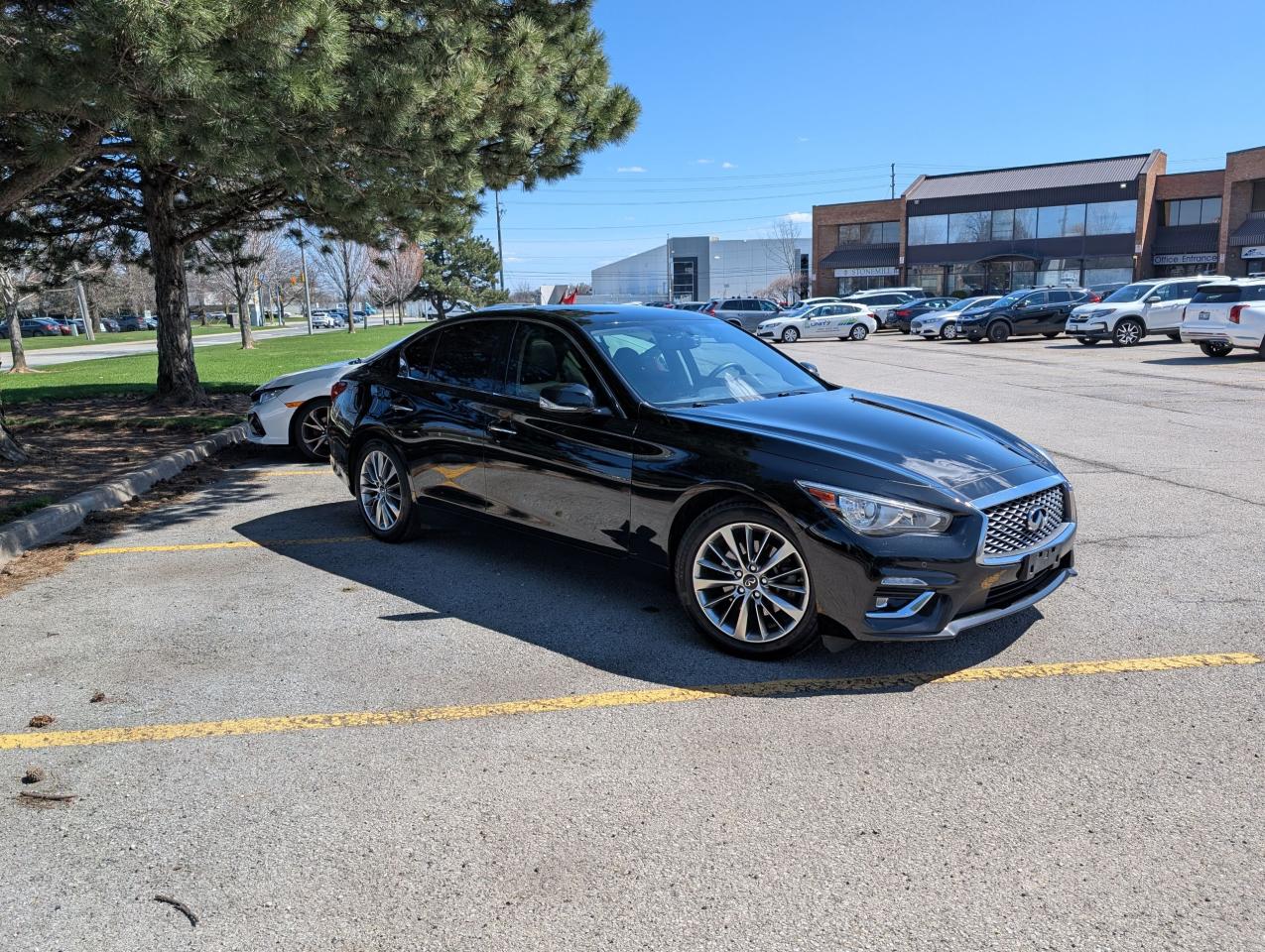 2022 Infiniti Q50 LUXE - Photo #2