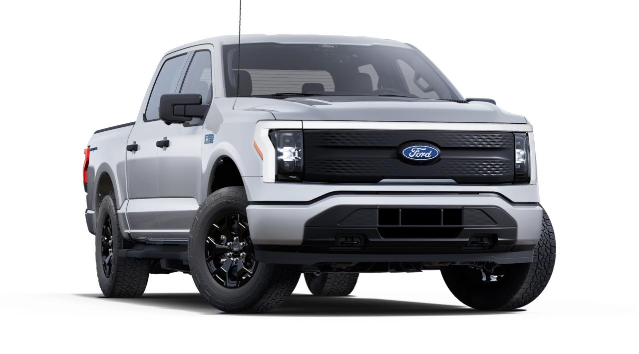 2025 Ford F-150 Lightning XLT 4WD SuperCrew 5.5' Box Photo3