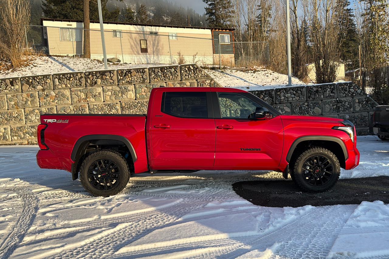 2025 Toyota Tundra CrewMax Limited TRD Off Road Photo