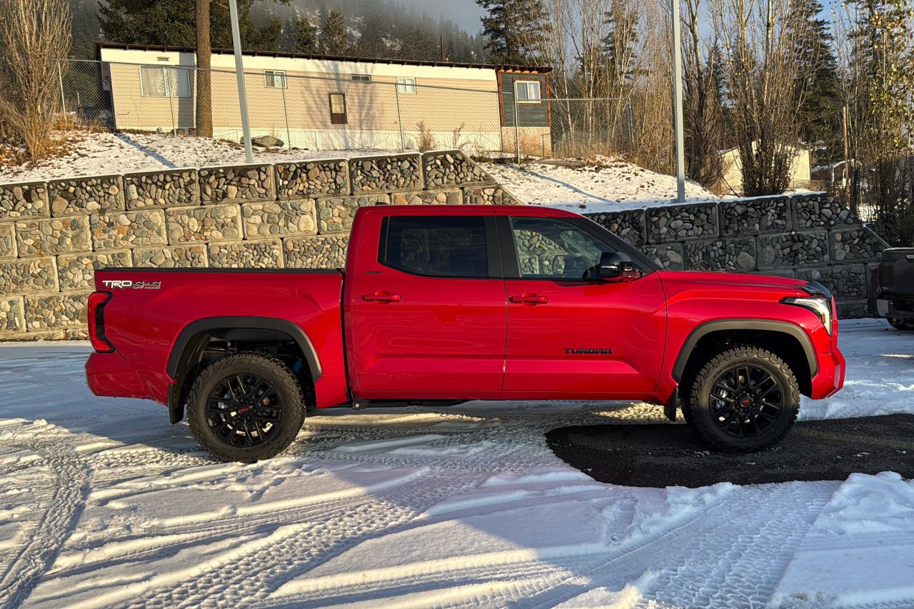 2025 Toyota Tundra Crewmax Limited TRD Off Road Photo