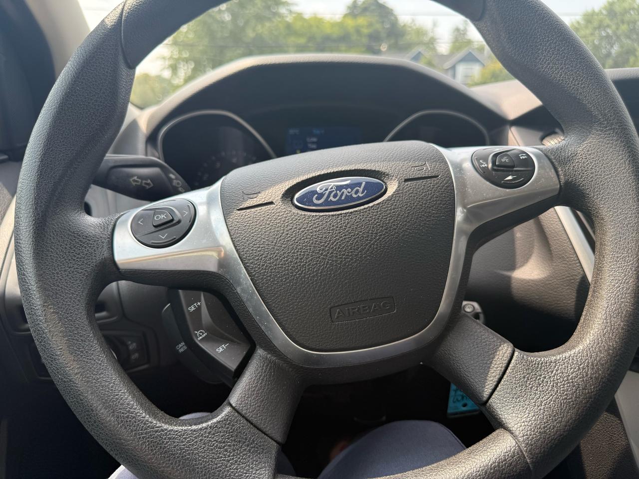 2014 Ford Focus SE Photo