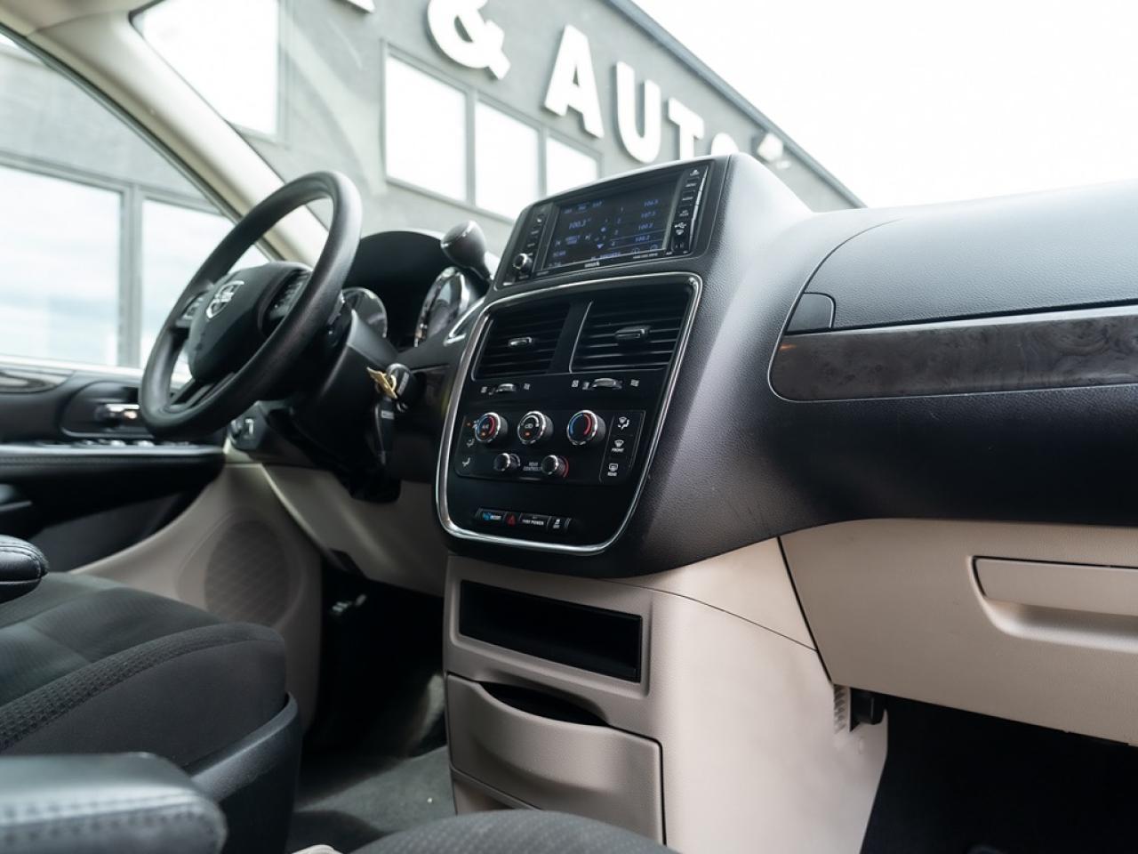 2019 Dodge Grand Caravan SXT Photo22