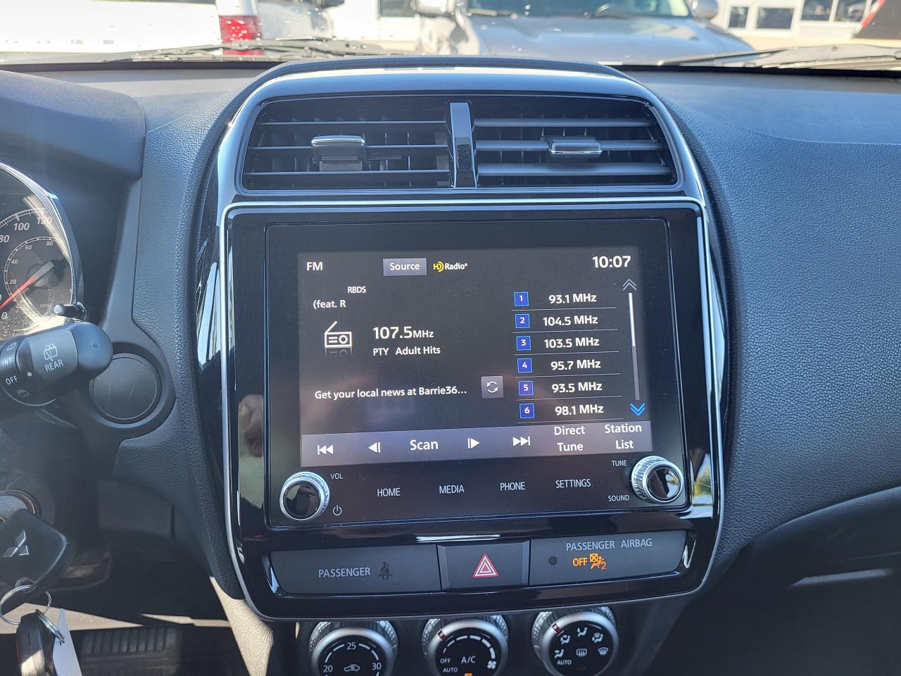 2023 Mitsubishi RVR ES Photo