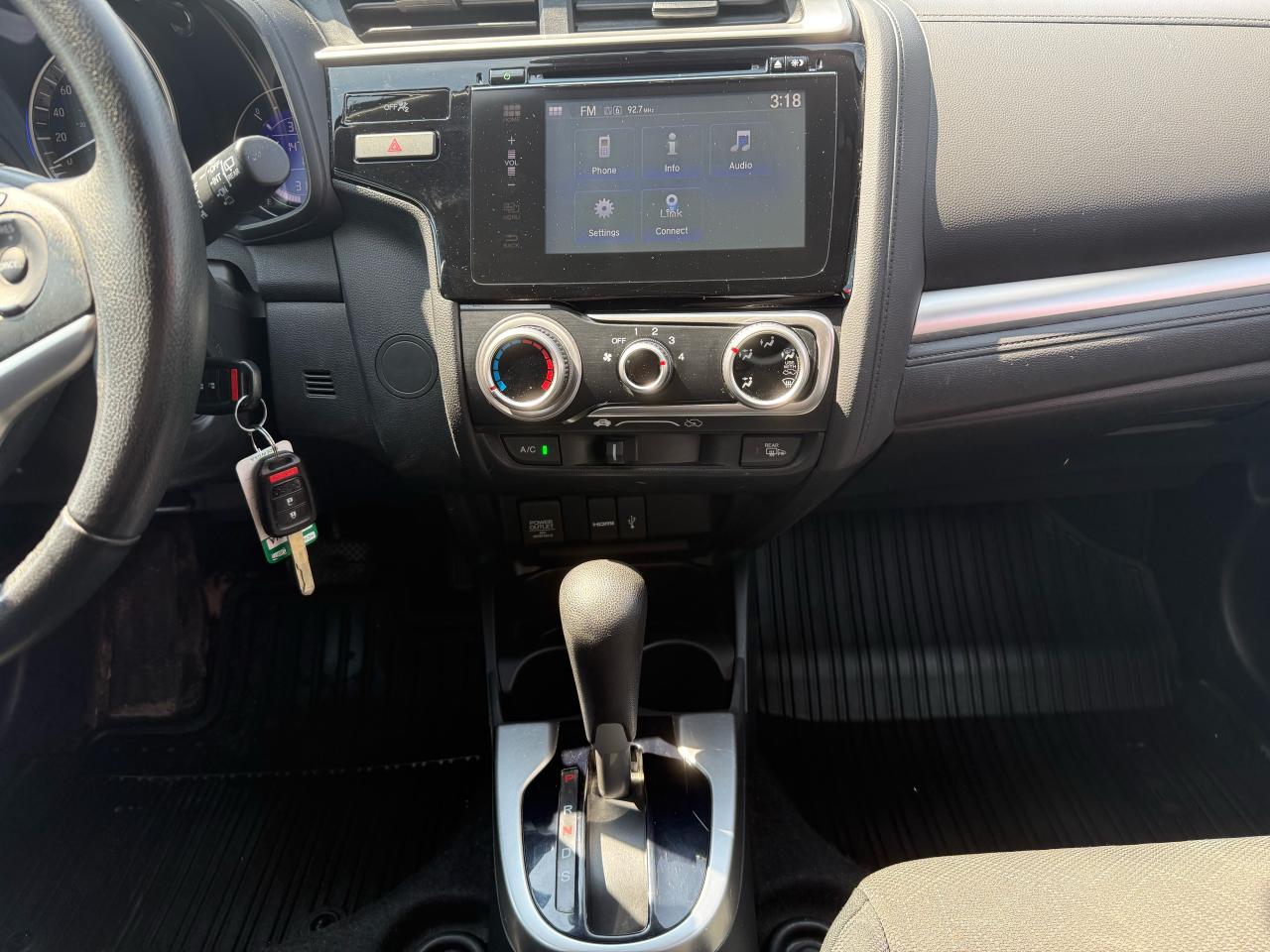2016 Honda Fit EX | Backup Camera | Sunroof | Heated Seats - Photo #14