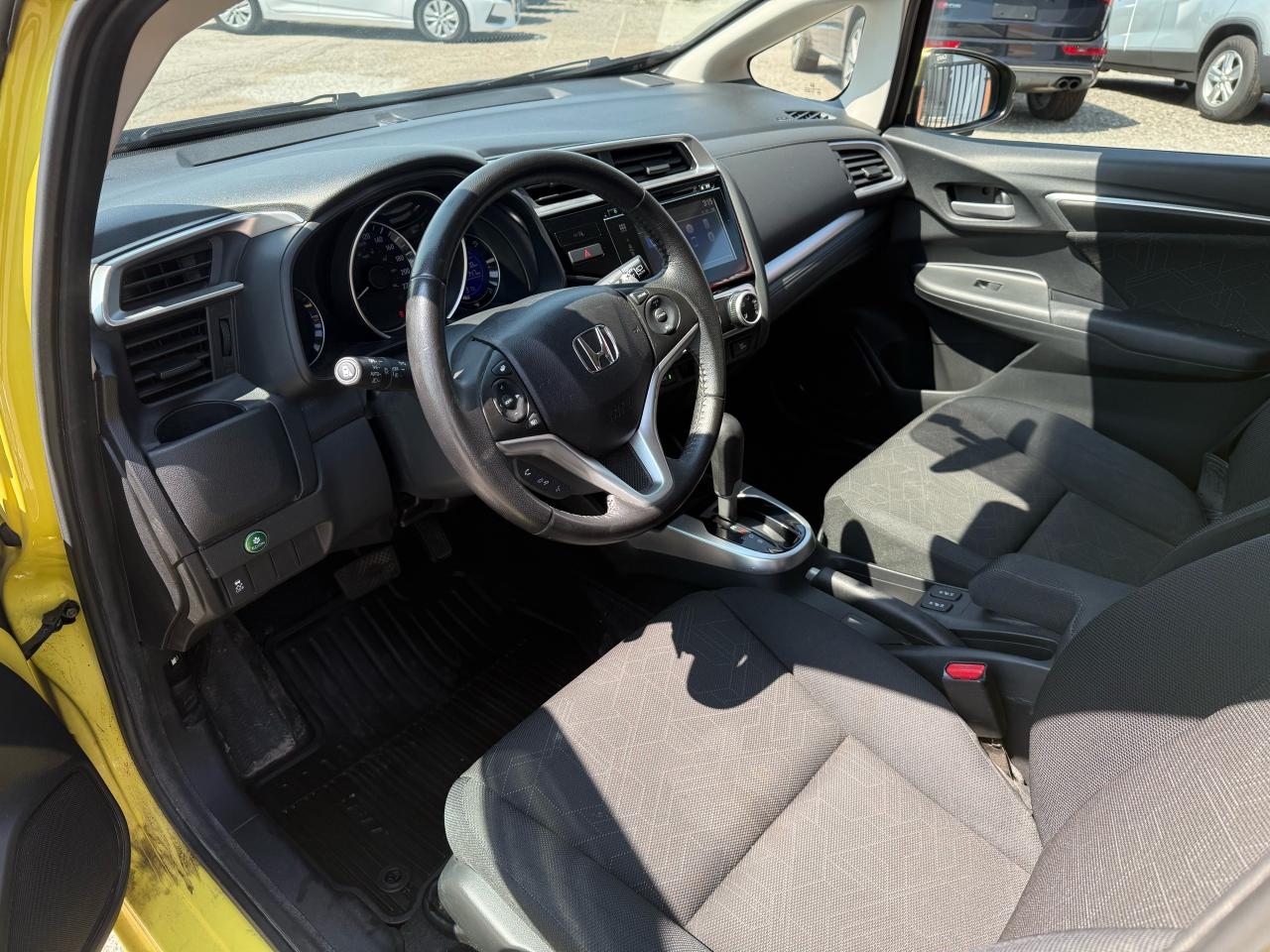 2016 Honda Fit EX | Backup Camera | Sunroof | Heated Seats - Photo #9