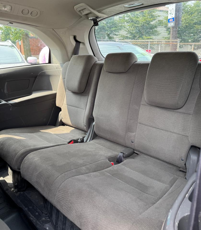 2012 Honda Odyssey EX - Photo #16